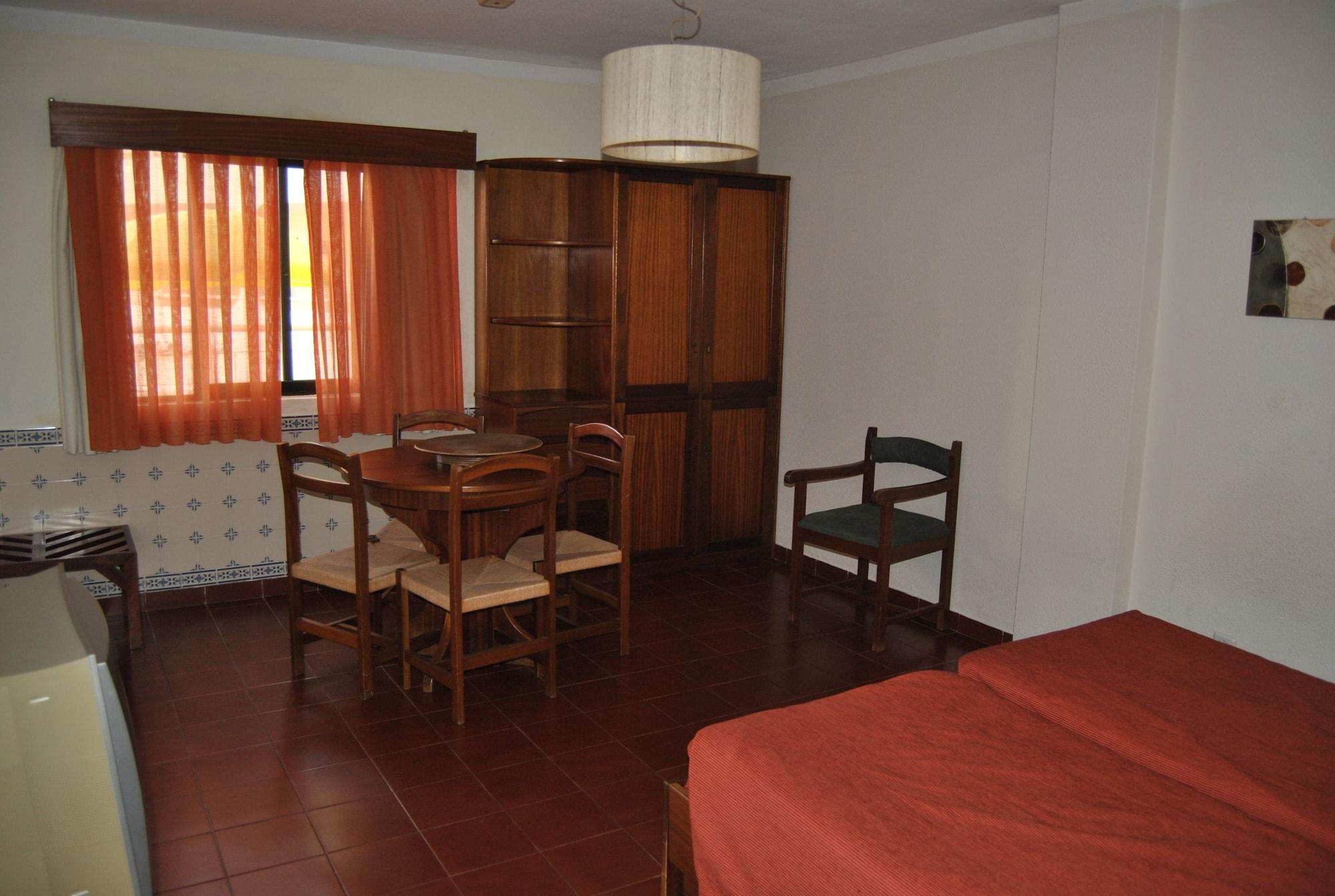 Apartamentos Olhos Do Mar Албуфейра Экстерьер фото